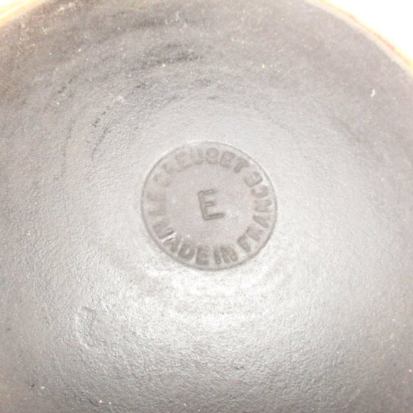 VTG Le Creuset France “E” 4.5 Qt Ribbed Flame Orange Enameled Dutch Oven Pot Lid - Picture 8 of 11